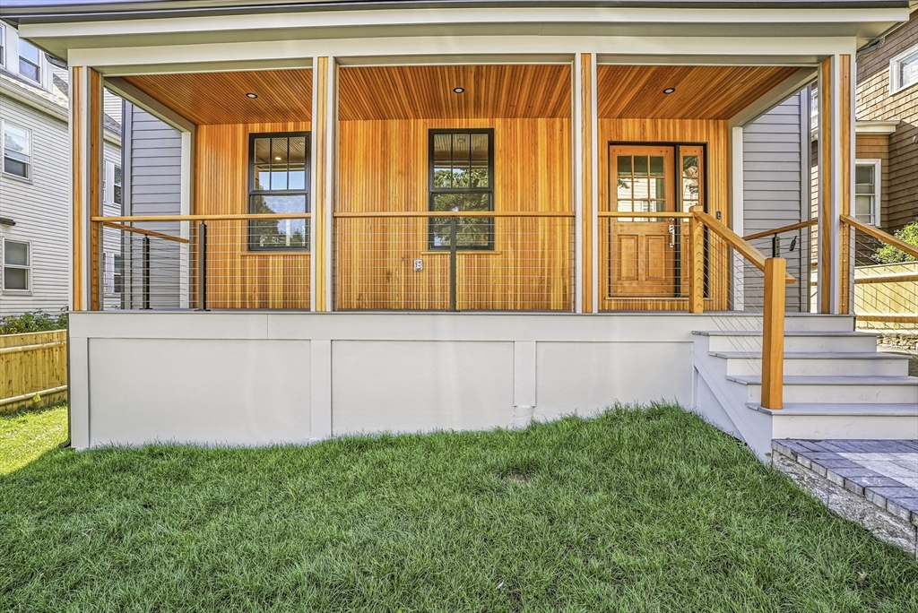 16 Pinehurst St