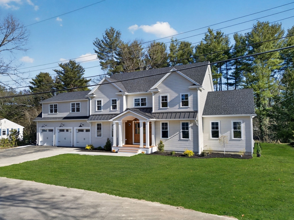 16 Evelyn St