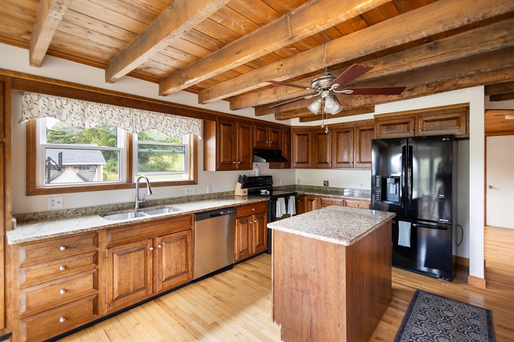 11 Lempicki Rd