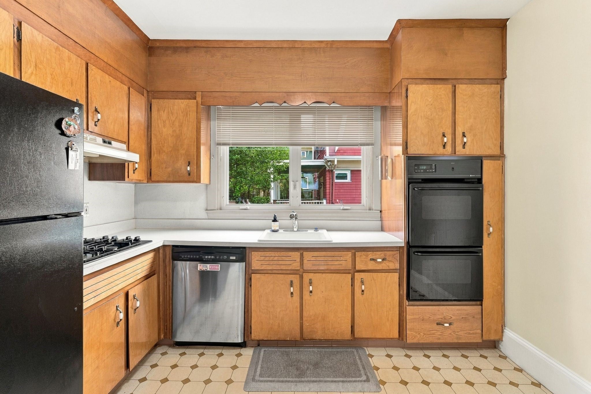 36 Hastings St, Boston, MA, 36 Hastings St, Boston, MA Photo #19