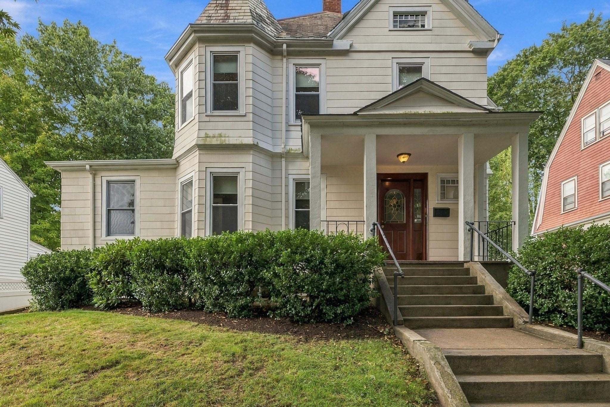 36 Hastings St