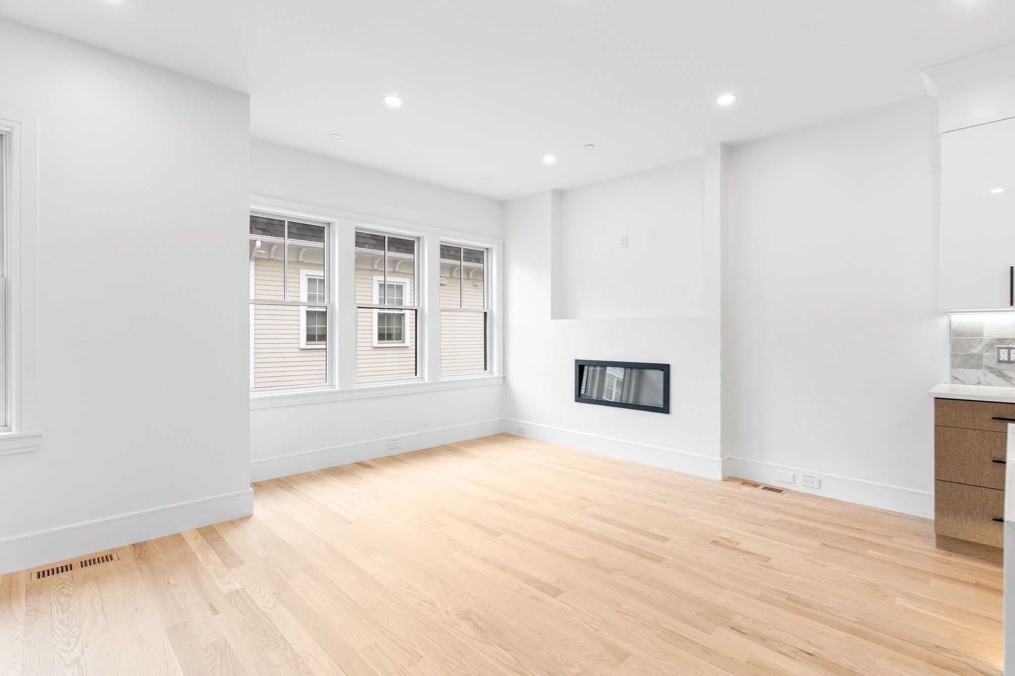 143 Tremont St 143-5