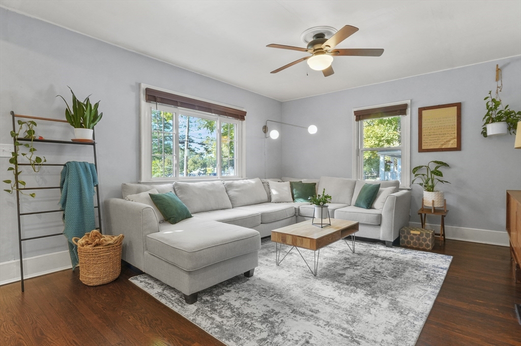 90 Washington Street