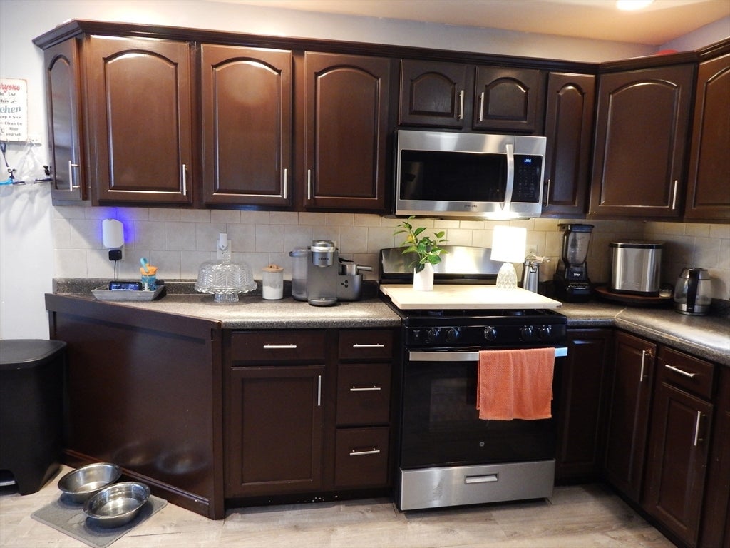 167 Washington St, New Bedford, MA, 167 Washington St, New Bedford, MA Photo #15