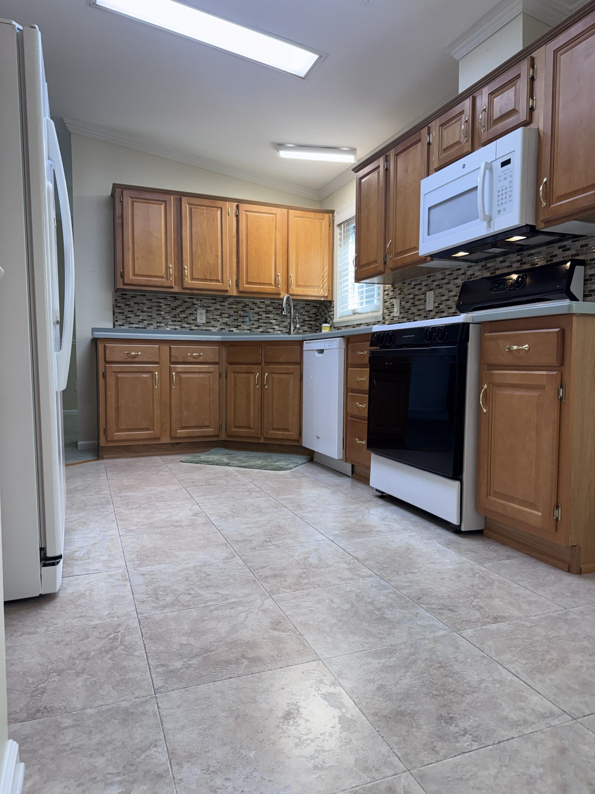 5006 Oak Point Drive, Middleboro, MA, 5006 Oak Point Drive, Middleboro, MA Photo #19