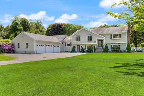 241 Red Acre Rd Stow MA 01775