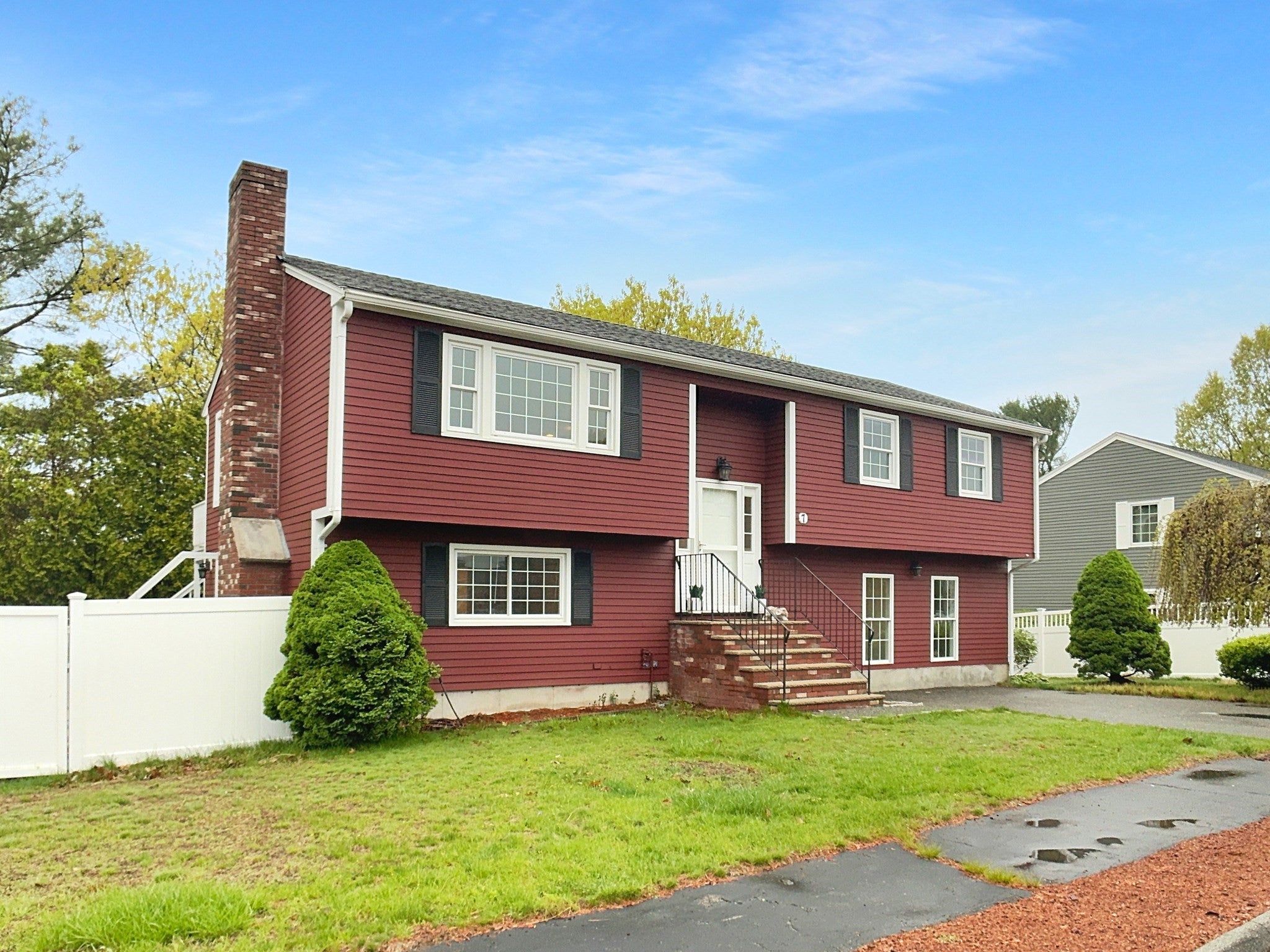 7 Nirvana Dr