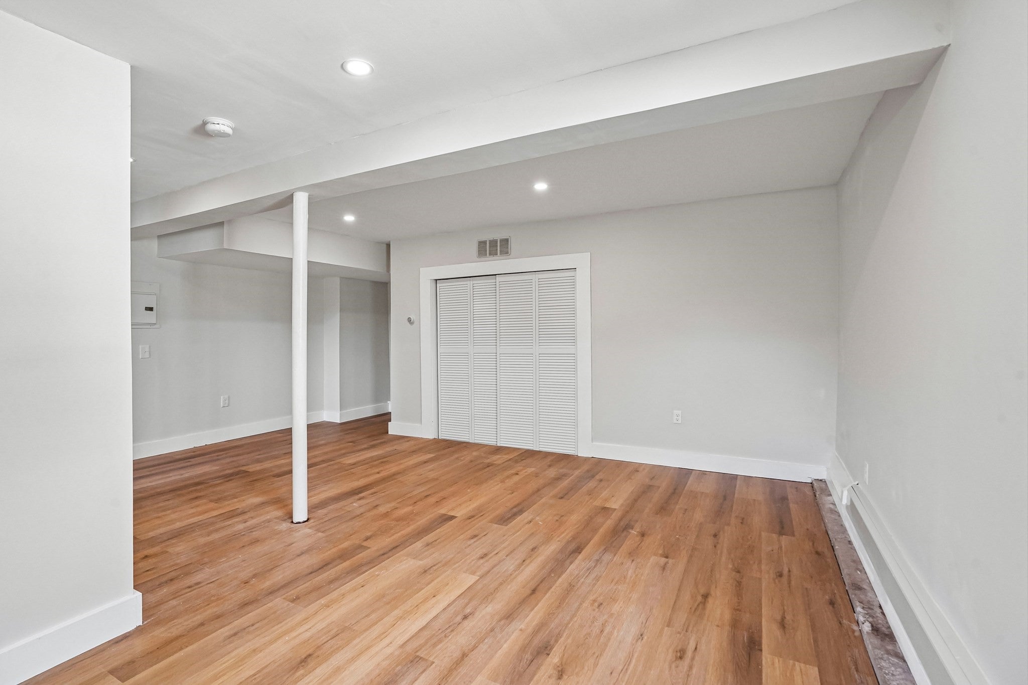 7 Nirvana Dr, Saugus, MA, 7 Nirvana Dr, Saugus, MA Photo #16