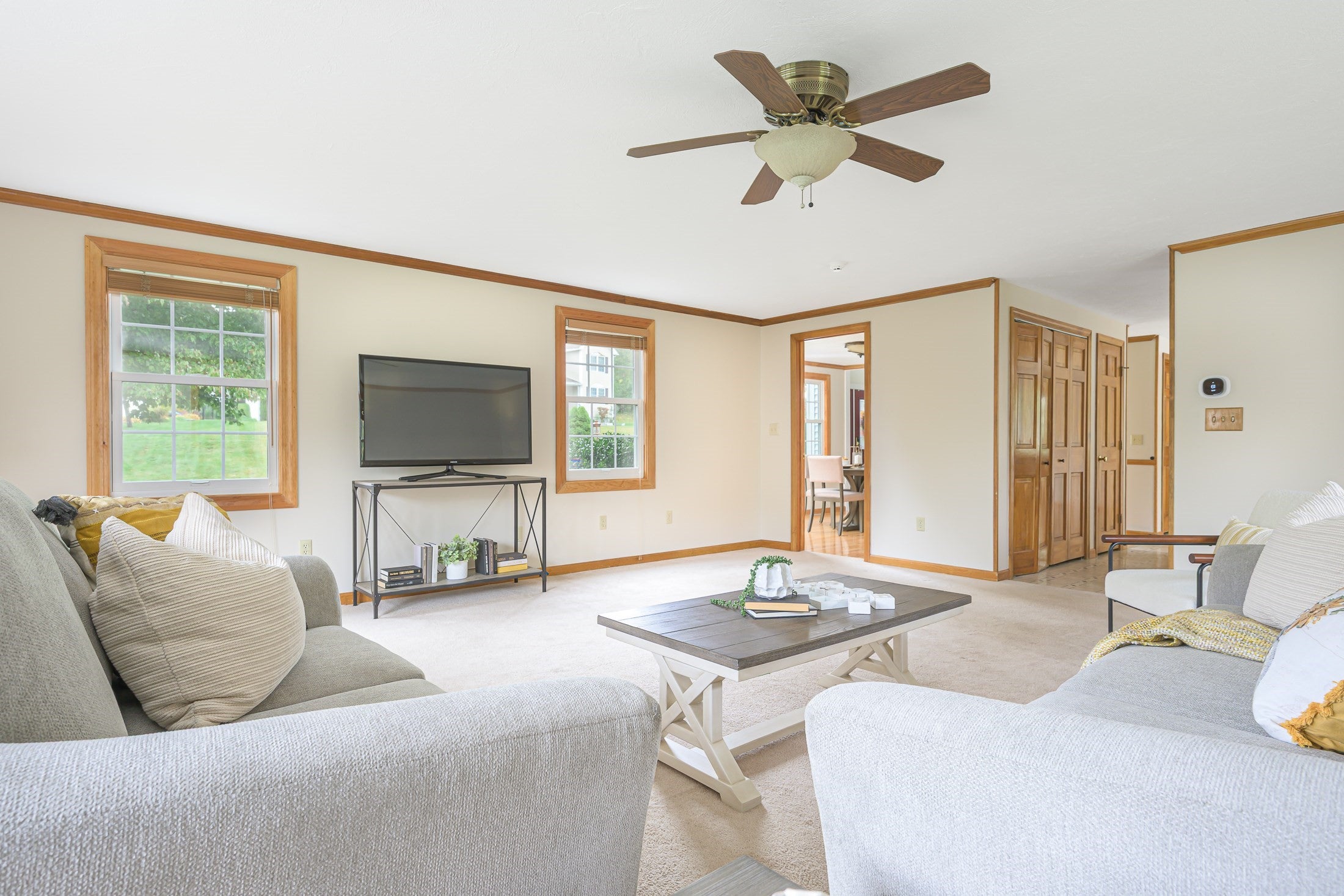 49 Fieldstone Dr