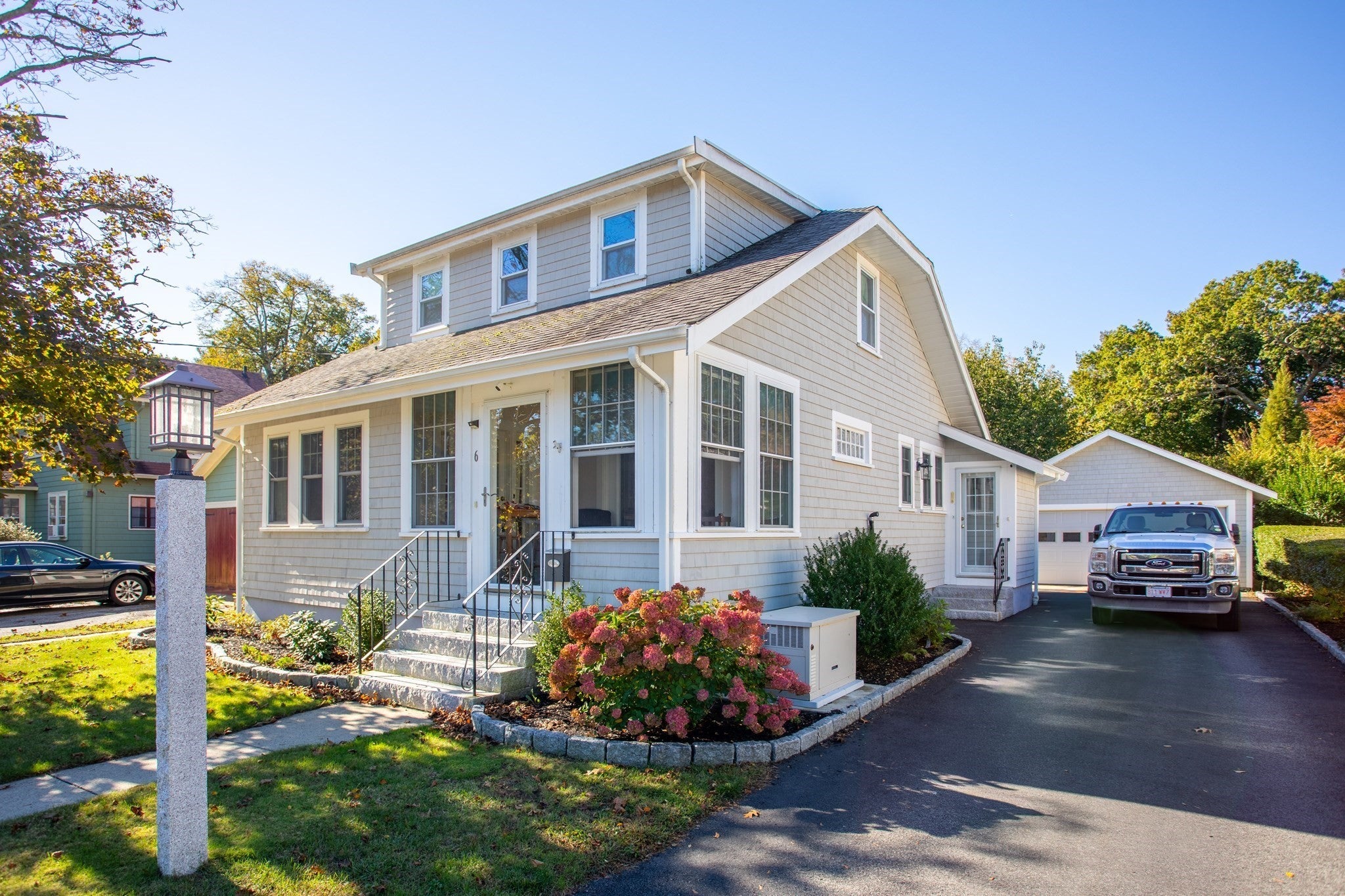 Photo of 6 Gray Ave, Plymouth, MA