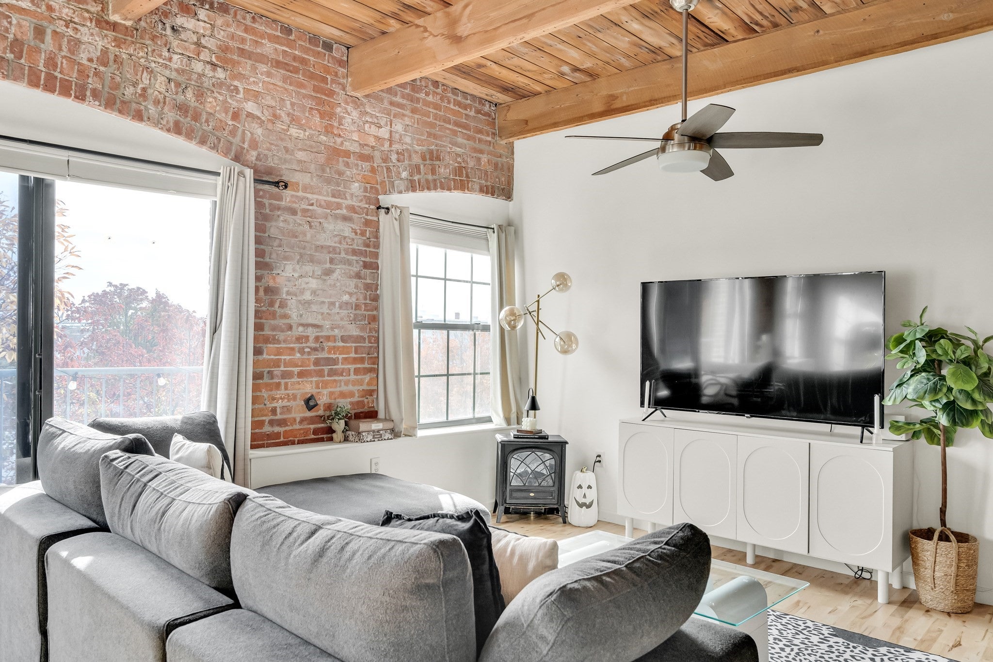 210 Broadway #304, Everett, MA, 210 Broadway #304, Everett, MA Photo #21