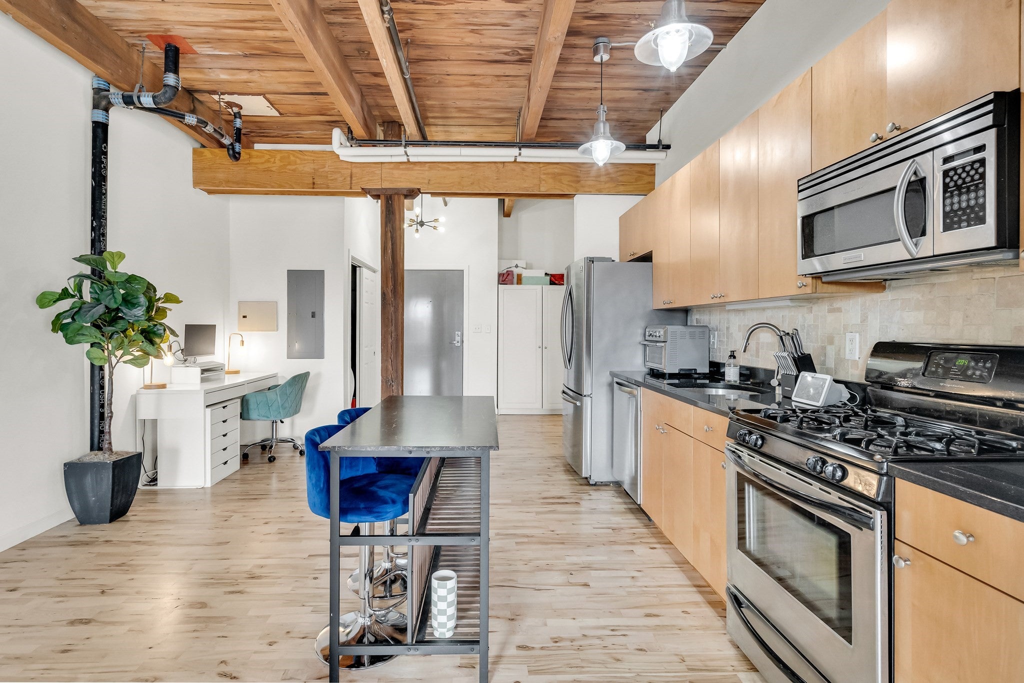 210 Broadway #304, Everett, MA, 210 Broadway #304, Everett, MA Photo #11