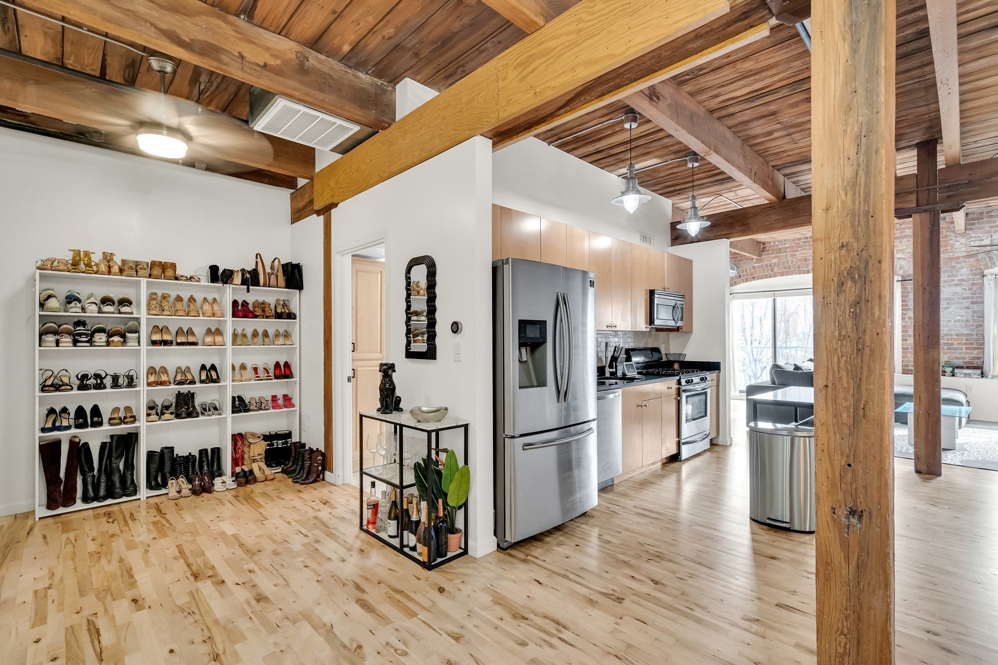Photo of 210 Broadway, Everett, MA