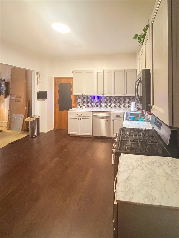 141 Bonney St, New Bedford, MA Photo #8