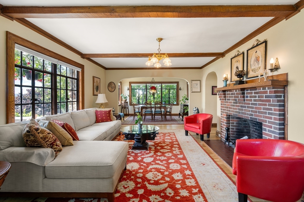 63 Crabtree Rd