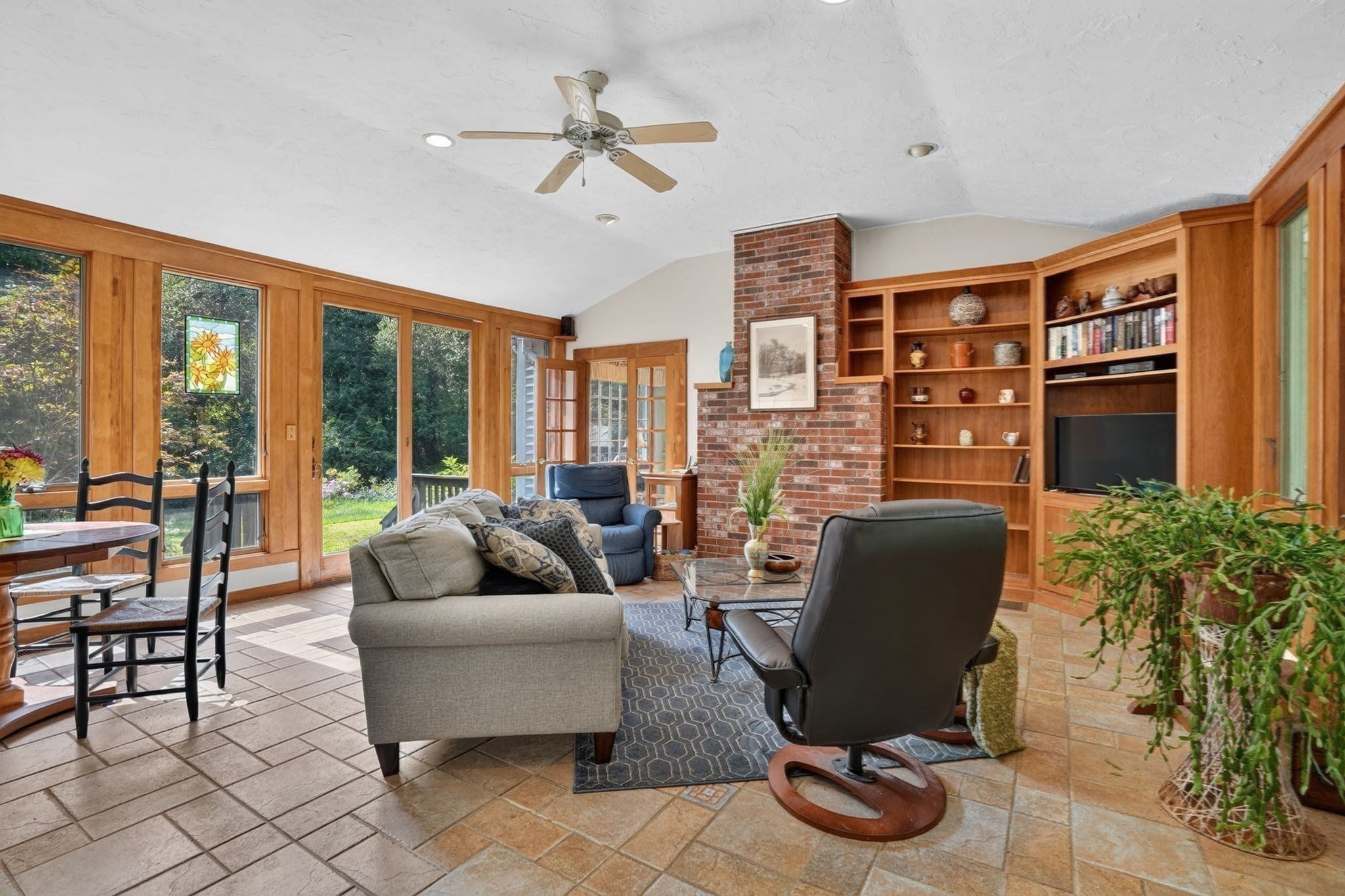 31 Brown St, Andover, MA, 31 Brown St, Andover, MA Photo #4