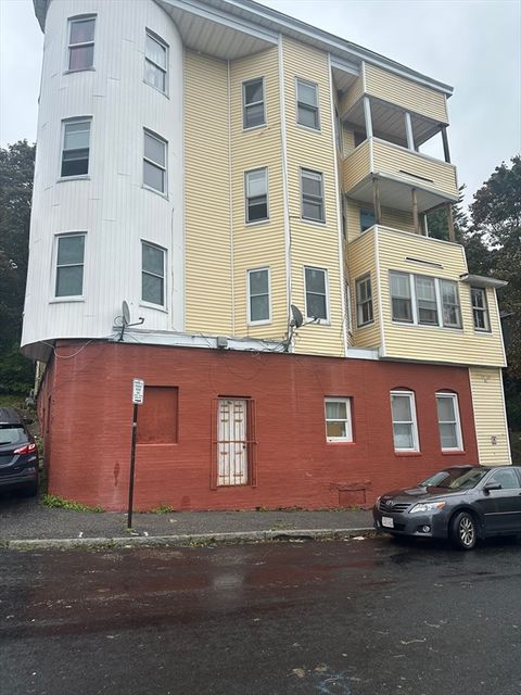 Photo of 37 Rodney St #1, Worcester, MA 01605 (MLS # 73479323)