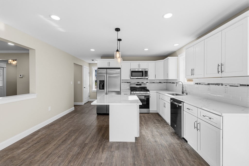989 Bay Street, Fall River, MA, 989 Bay Street, Fall River, MA Photo #8