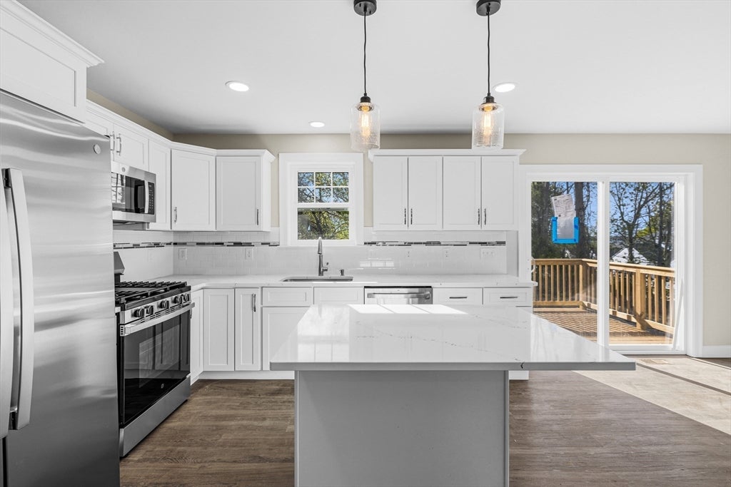 989 Bay Street, Fall River, MA, 989 Bay Street, Fall River, MA Photo #7