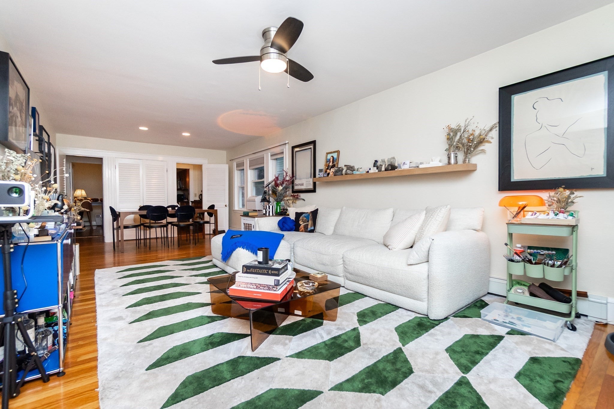 Photo of 97 Trowbridge St #A, Cambridge, MA