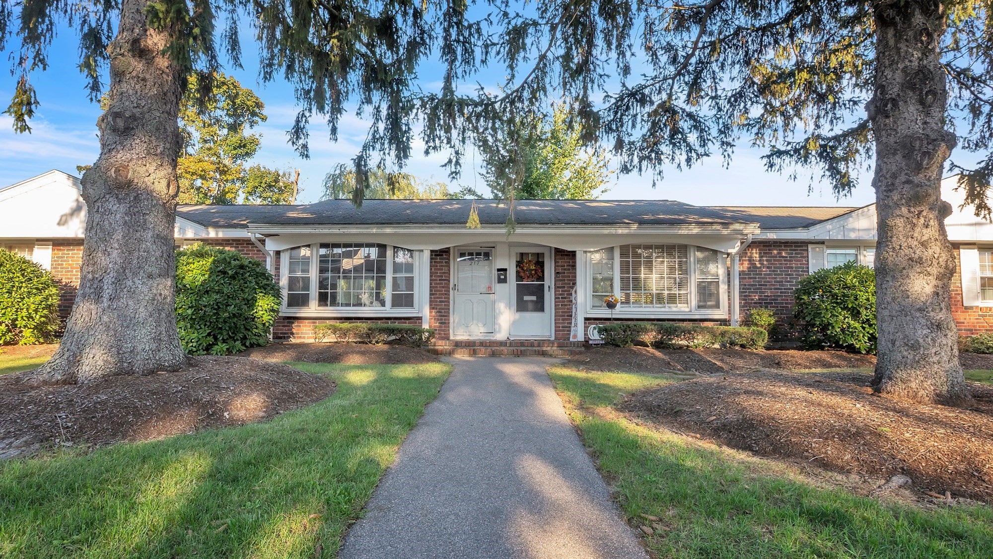 215 Colonel Bell Dr 00U-0123