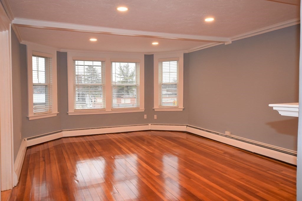 11 Hammond St #4, Waltham, MA, 11 Hammond St #4, Waltham, MA Photo #4