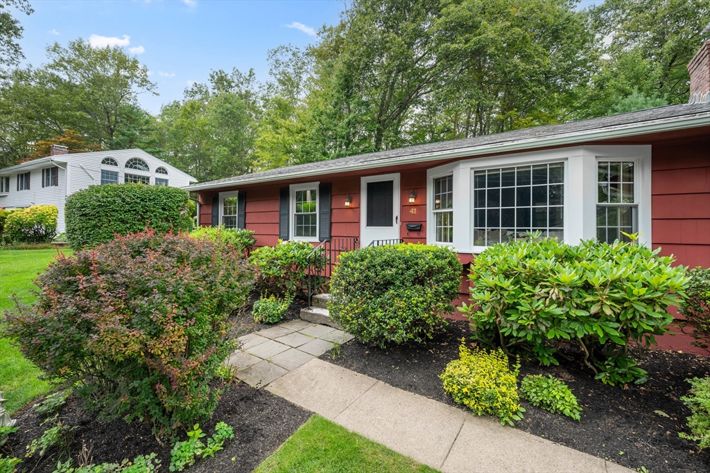 41 Valley Hill
