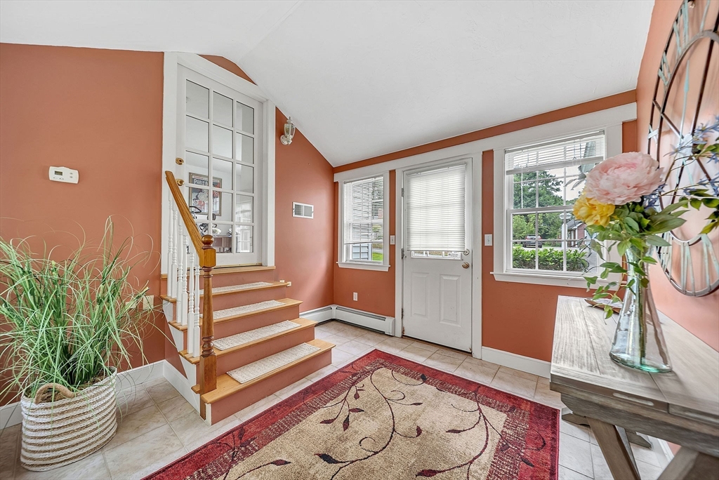 Needham, Massachusetts 02492, United States, 4 Bedrooms Bedrooms, ,2 BathroomsBathrooms,Residential,Contingent,151430