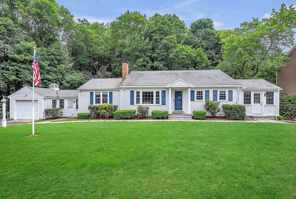 Needham, Massachusetts 02492, United States, 4 Bedrooms Bedrooms, ,2 BathroomsBathrooms,Residential,Contingent,151430