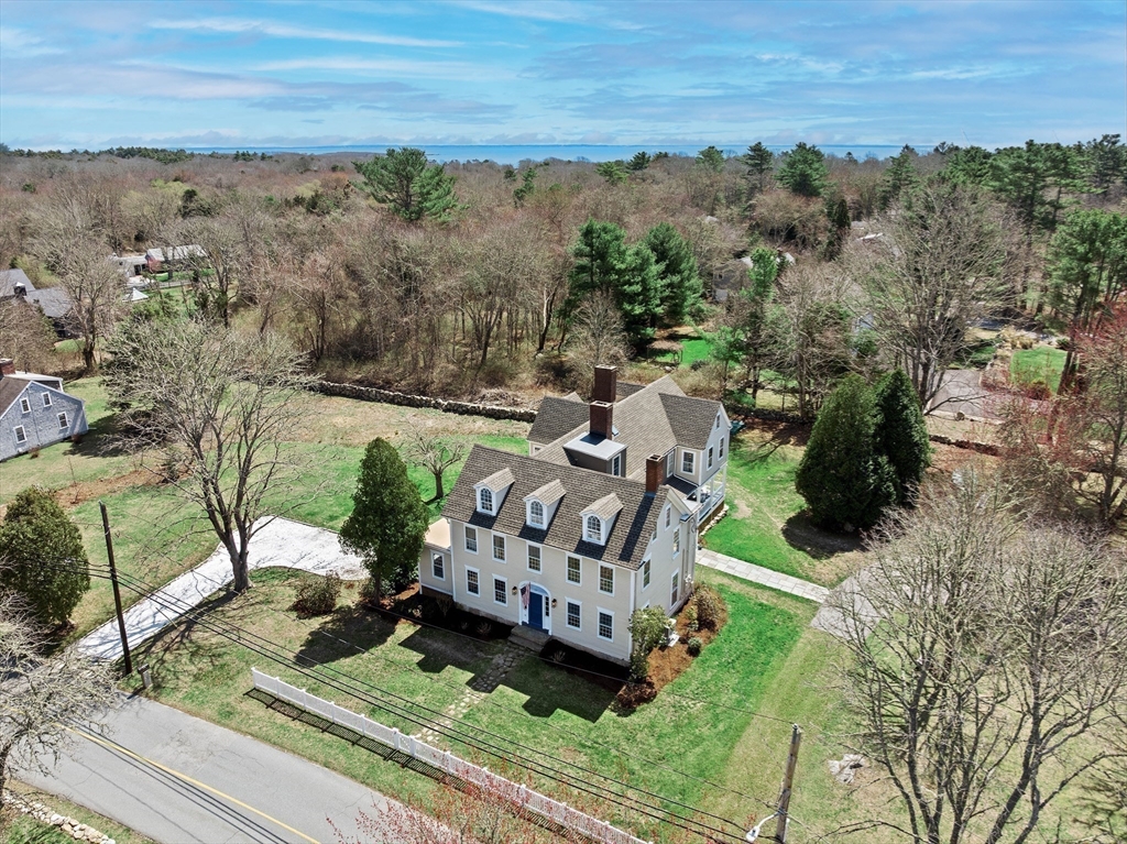 18 Pine Island Road