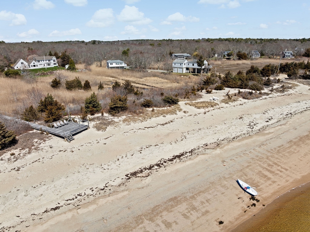 18 Pine Island Road