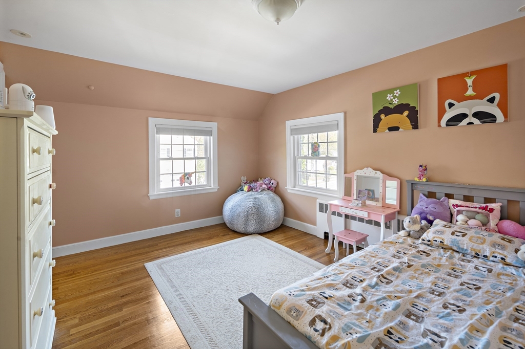 Needham, Massachusetts 02492, United States, 5 Bedrooms Bedrooms, ,4 BathroomsBathrooms,Residential,Active,124248