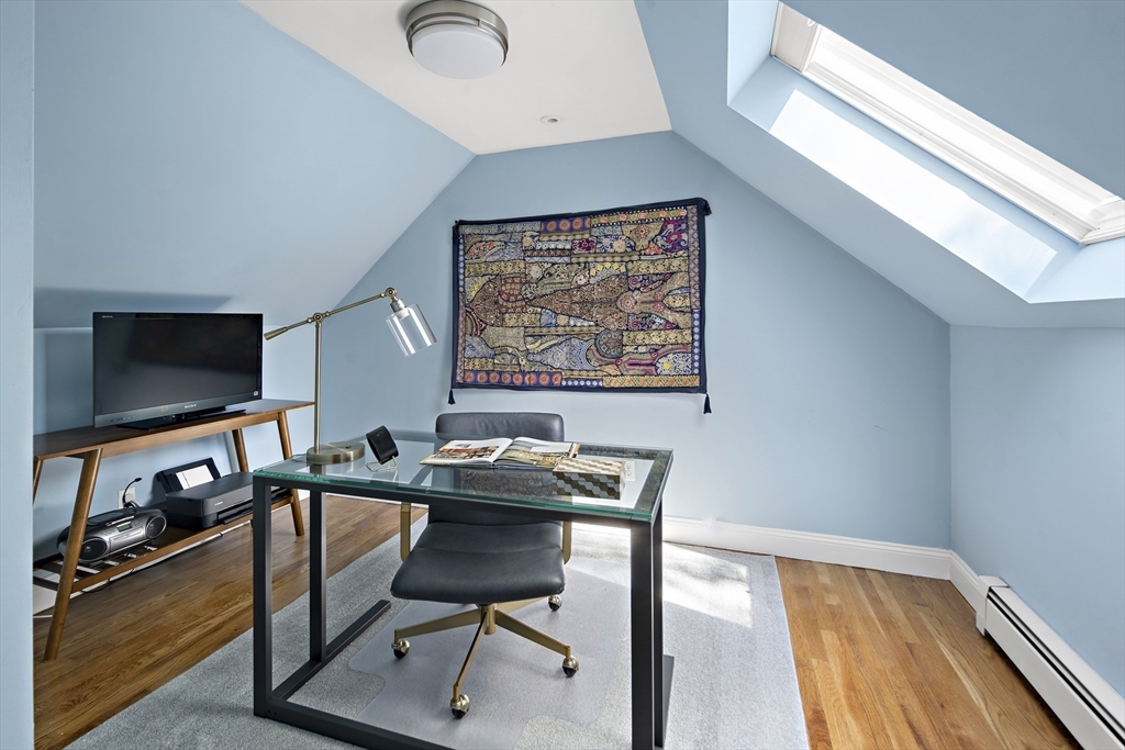 Needham, Massachusetts 02492, United States, 5 Bedrooms Bedrooms, ,4 BathroomsBathrooms,Residential,Active,124248