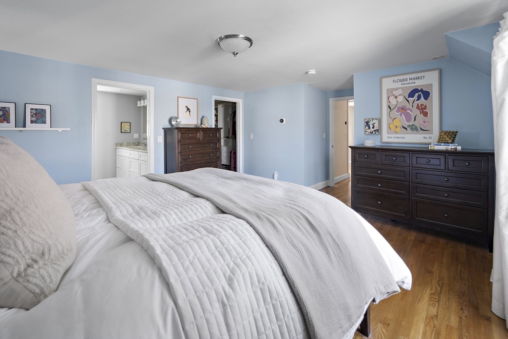 Needham, Massachusetts 02492, United States, 5 Bedrooms Bedrooms, ,4 BathroomsBathrooms,Residential,Active,124248