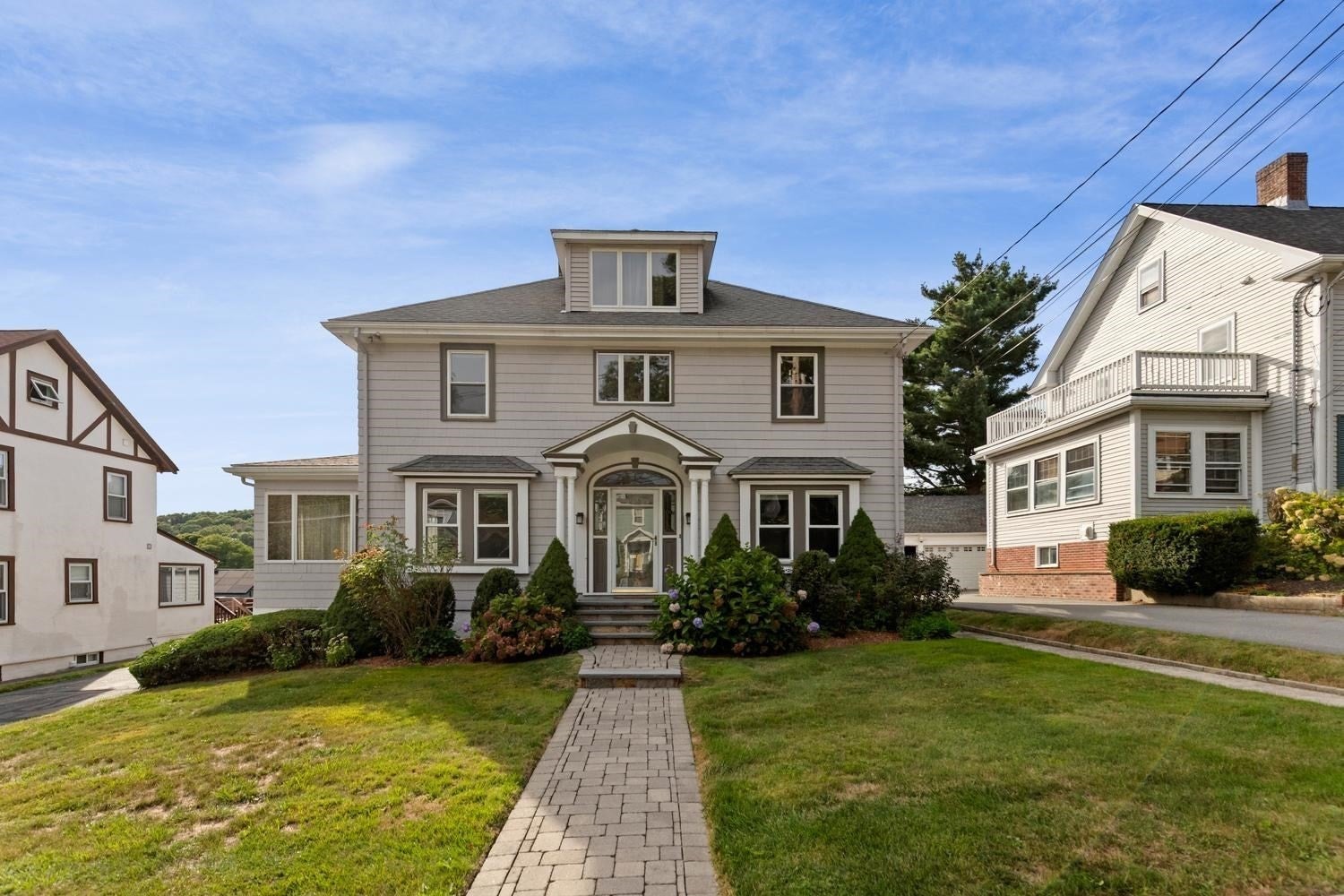 Photo of 158 Common St, Watertown, MA