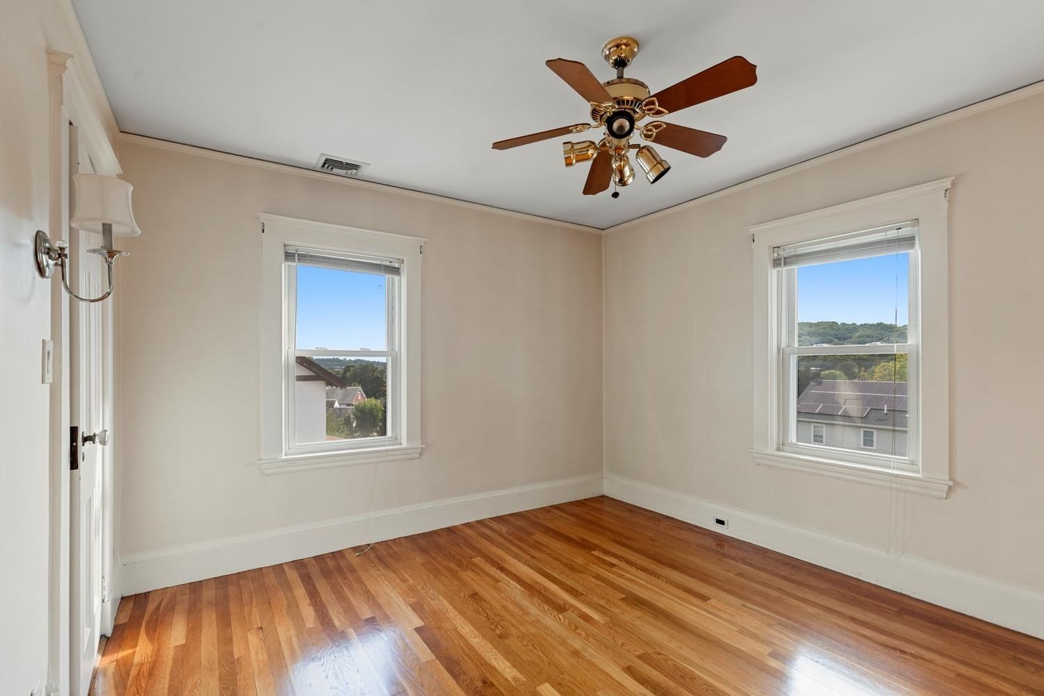 158 Common St, Watertown, MA, 158 Common St, Watertown, MA Photo #25