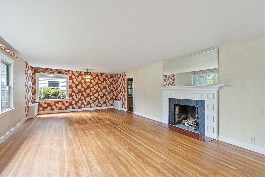 41 Summit Ave