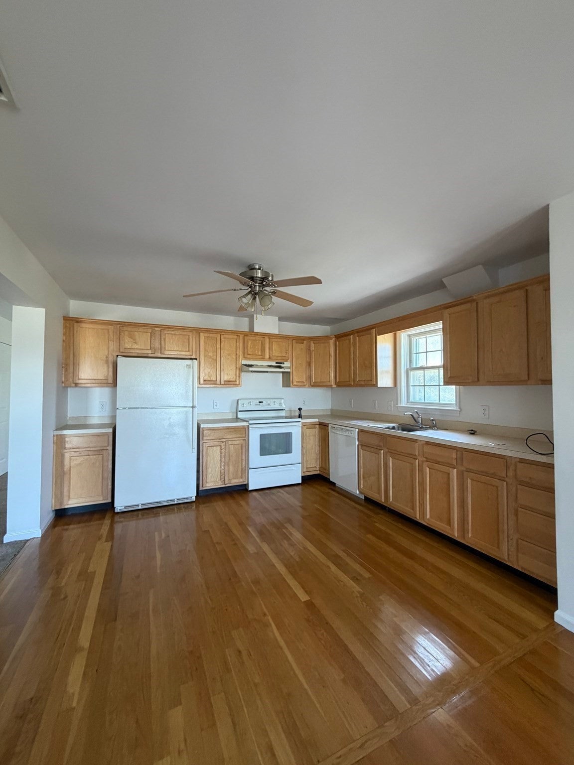 130 Washburn Ave, Revere, MA, 130 Washburn Ave, Revere, MA Photo #10