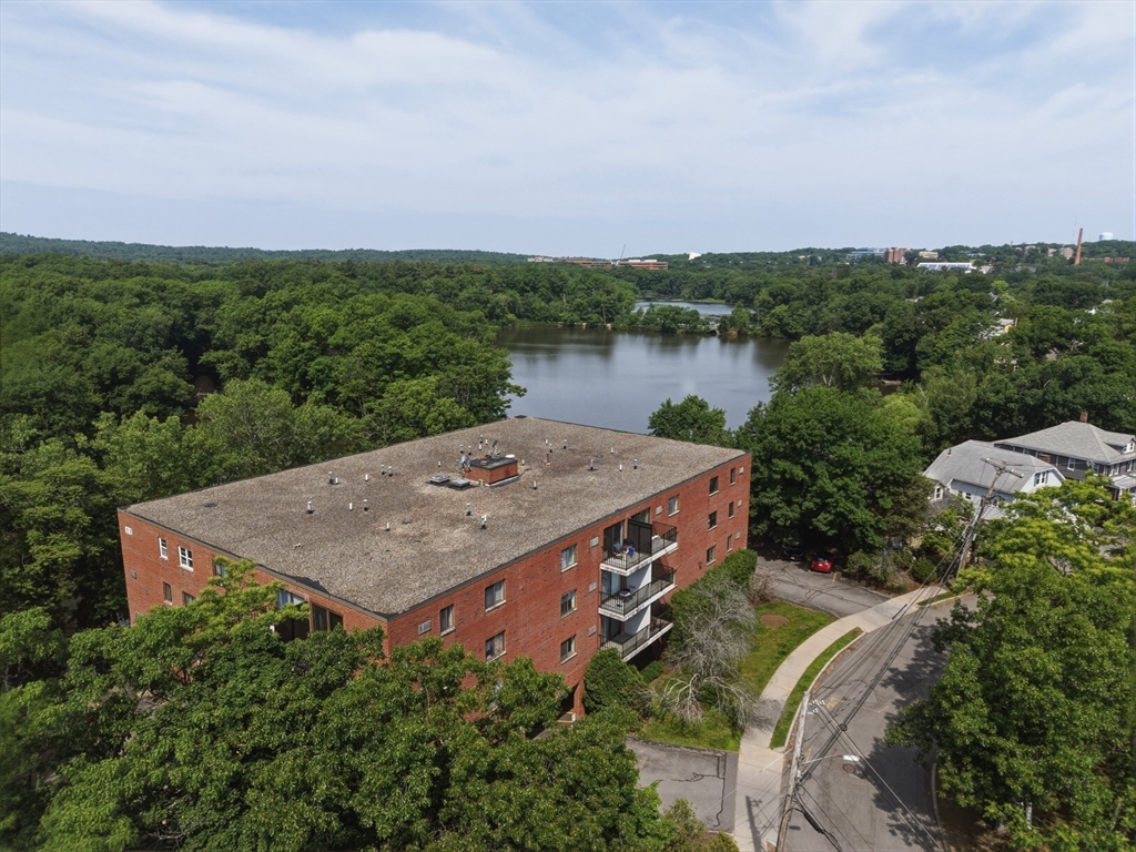 209 Riverview Ave 5