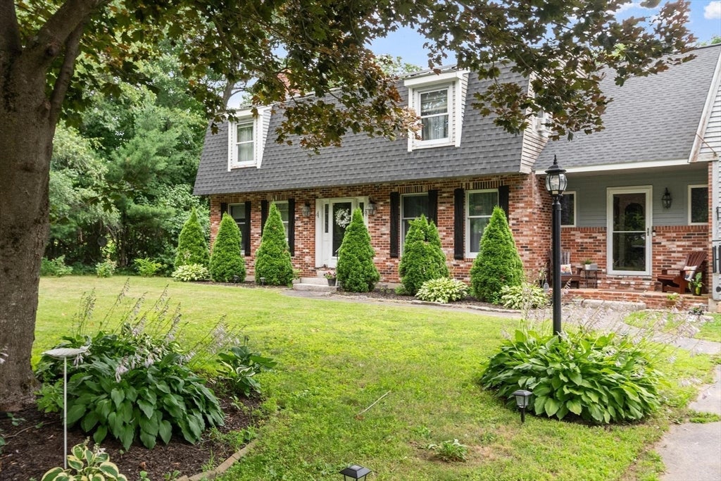 14 Knower Rd