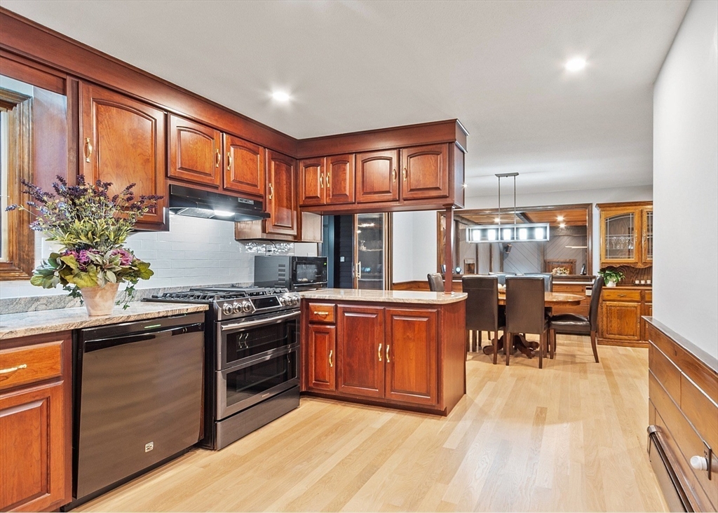 114 Stonecleave Road