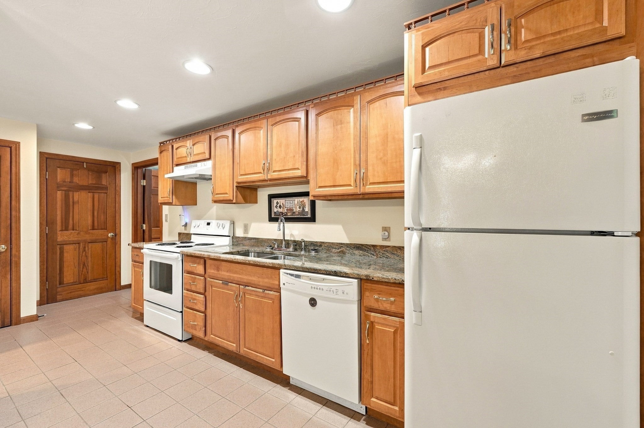 70 Birchbark Dr, Hanson, MA, 70 Birchbark Dr, Hanson, MA Photo #28