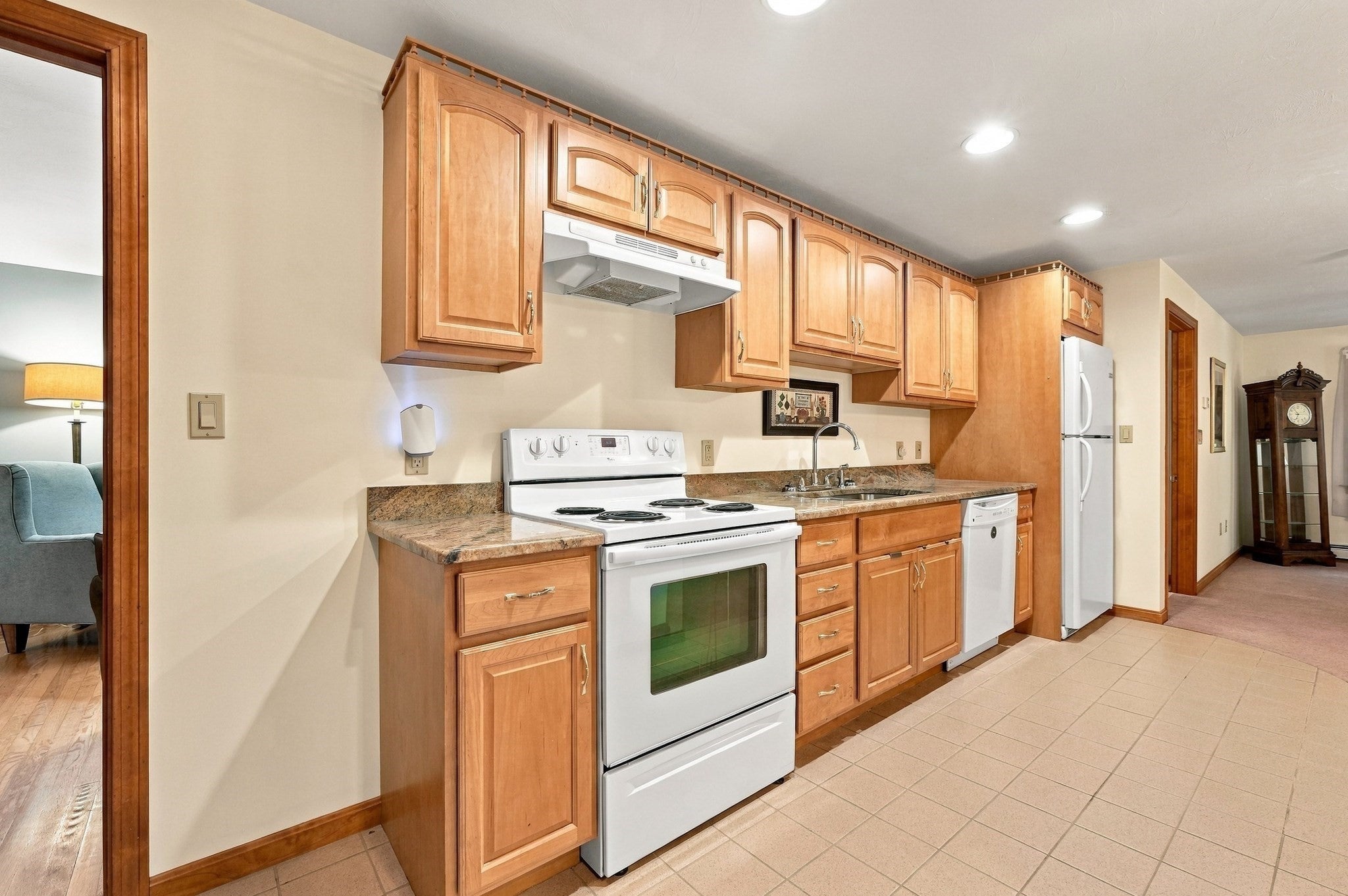 70 Birchbark Dr, Hanson, MA, 70 Birchbark Dr, Hanson, MA Photo #29