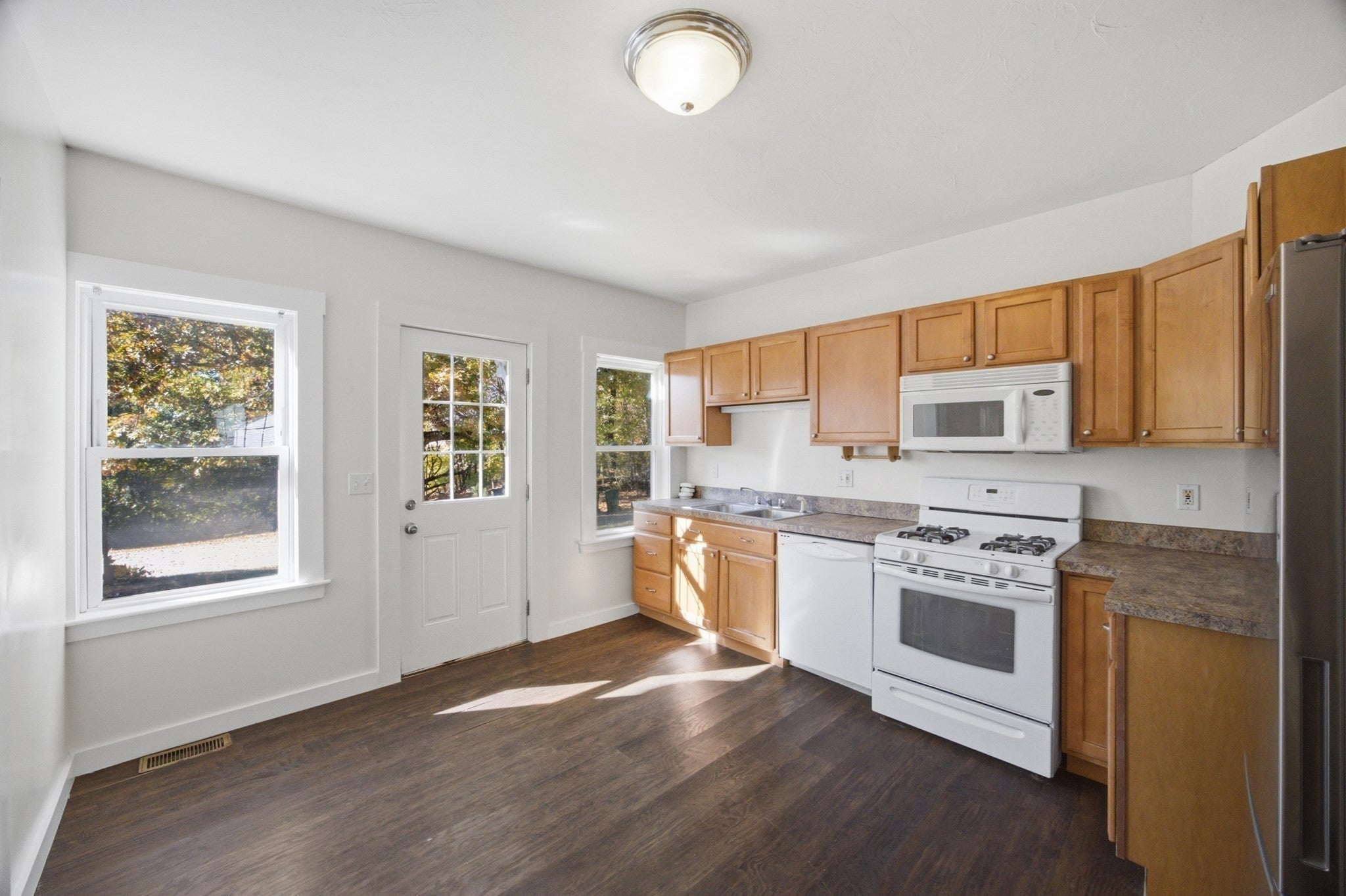 179 N Main Street #179, Northbridge, MA Photo #10