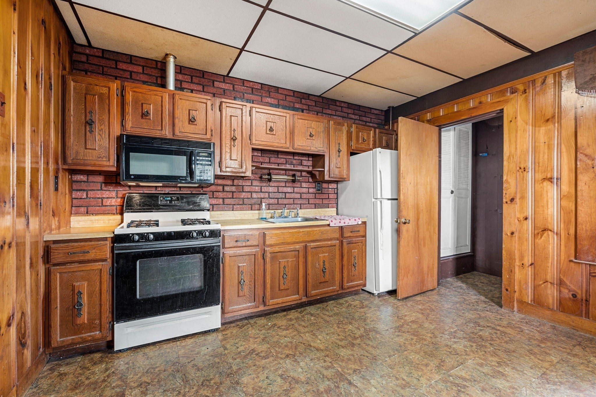 19 W Water St, Wakefield, MA, 19 W Water St, Wakefield, MA Photo #9