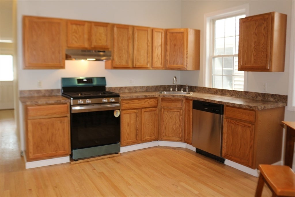 55 4th St 57
