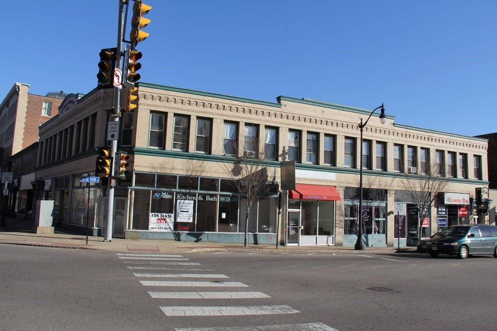 1 Park St 205-206