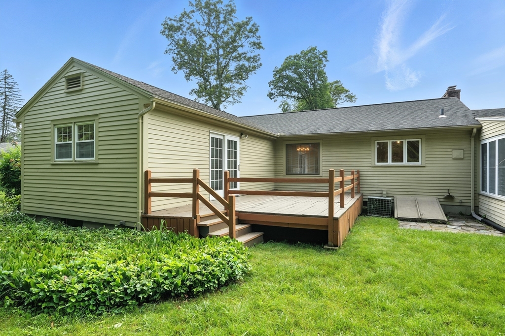 30 Western Cir