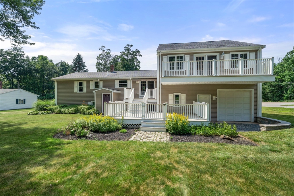 588 Dighton Ave