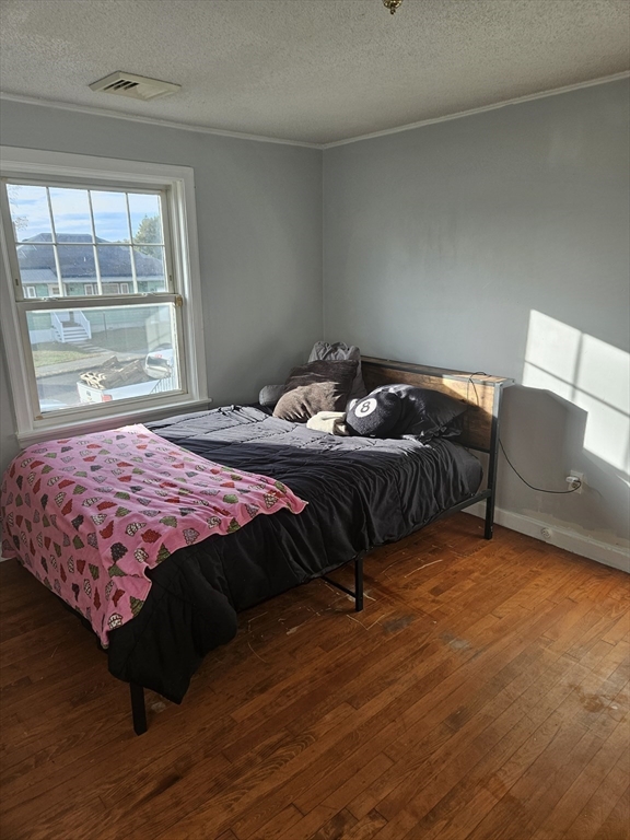 Lowell, Massachusetts 01850, United States, 3 Bedrooms Bedrooms, ,2 BathroomsBathrooms,Residential,Active,229529